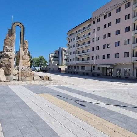 Central Apartament La Malul Marii 3 Camere & Living Mangalia Extérieur photo