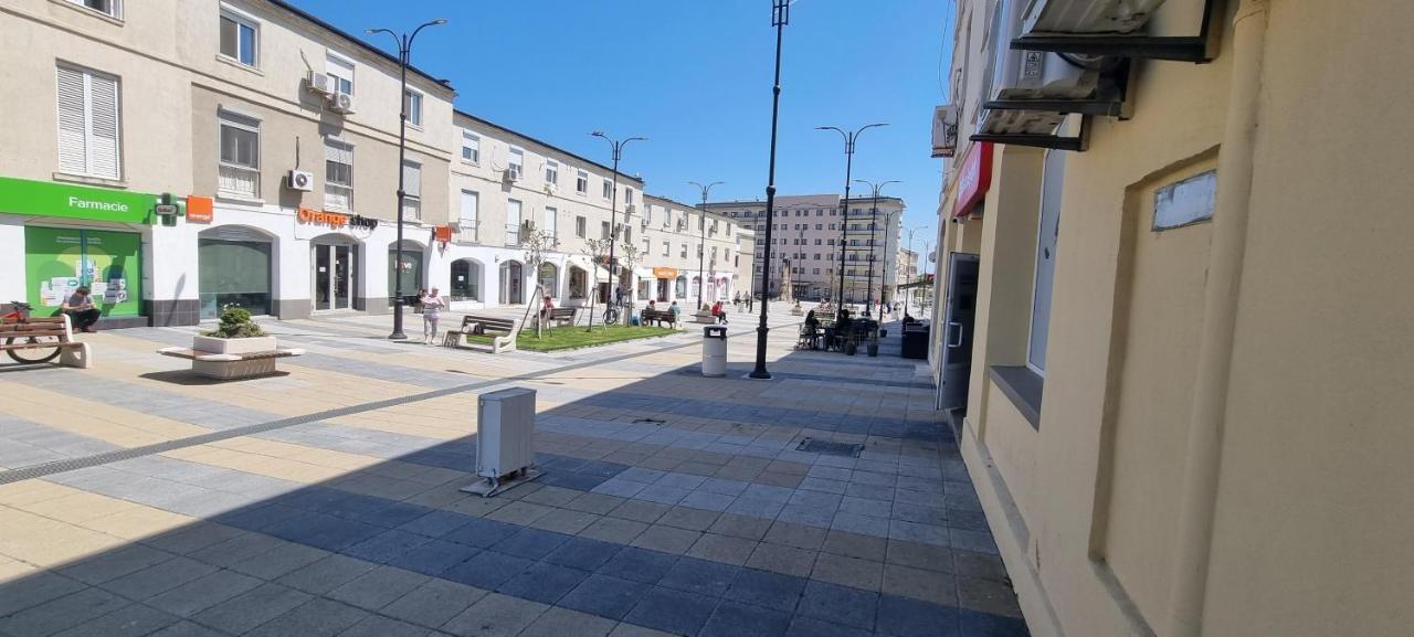 Central Apartament La Malul Marii 3 Camere & Living Mangalia Extérieur photo