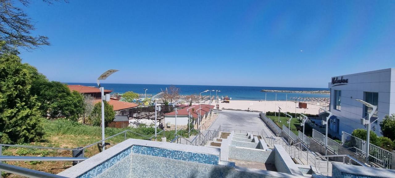 Central Apartament La Malul Marii 3 Camere & Living Mangalia Extérieur photo